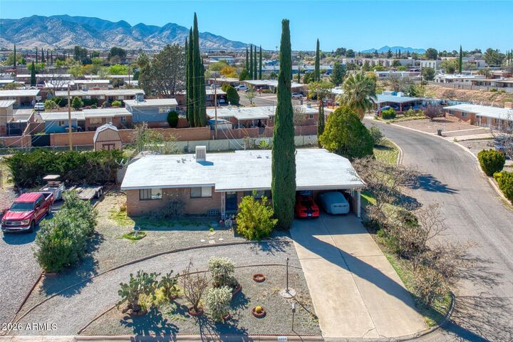 Property Photo:  1000 Bella Vista Drive  AZ 85635 