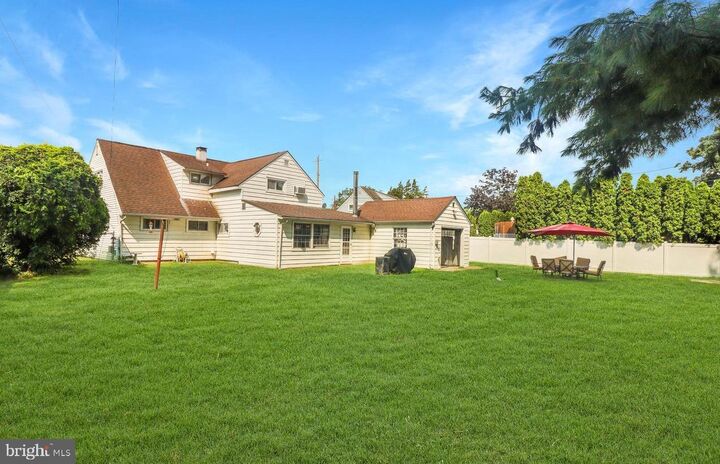 Property Photo: 120 Vermont Lane PA 19054