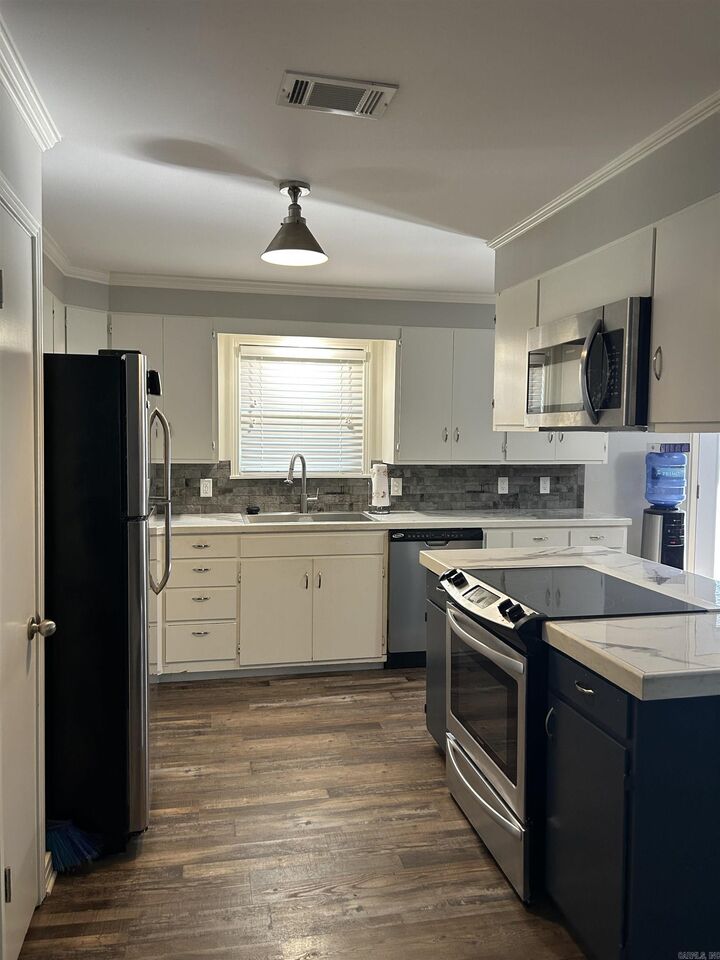 Property Photo:  1924 Bettis Mountain Road  AR 72131 