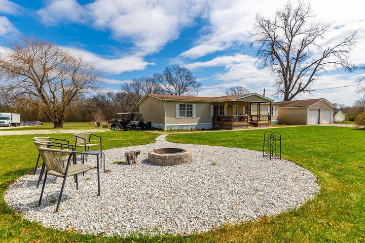 Property Photo: 3980 County Road 259 MO 65251