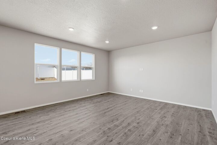 Property Photo:  4859 W Homeward Bound Blvd  ID 83815 