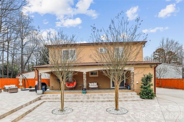 Property Photo: 8104 Stem Court NC 28227