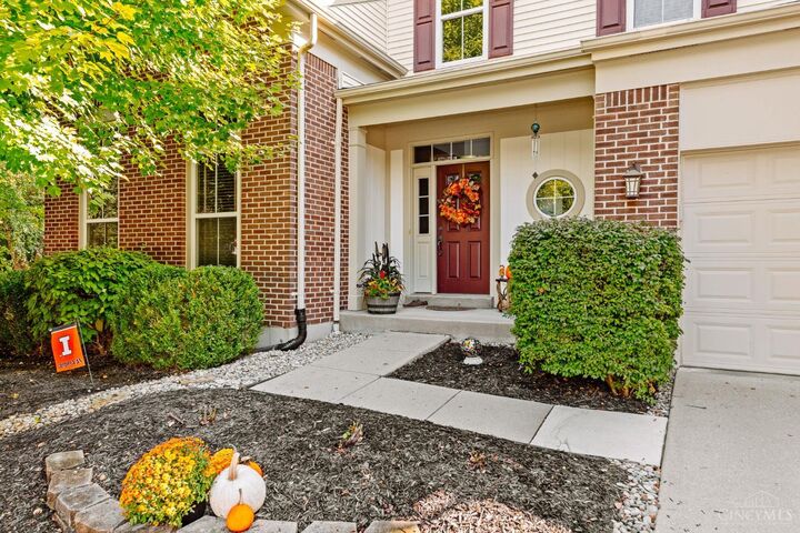 Property Photo:  6250 Avebury Court  OH 45152 
