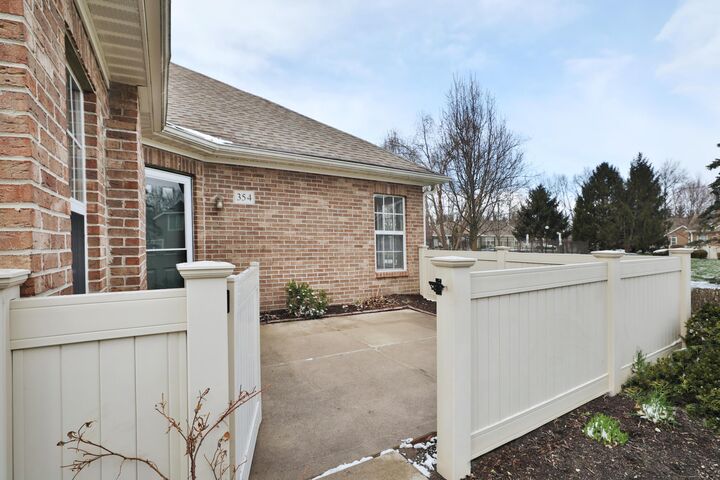 Property Photo:  354 Bear Woods Drive  OH 43065 