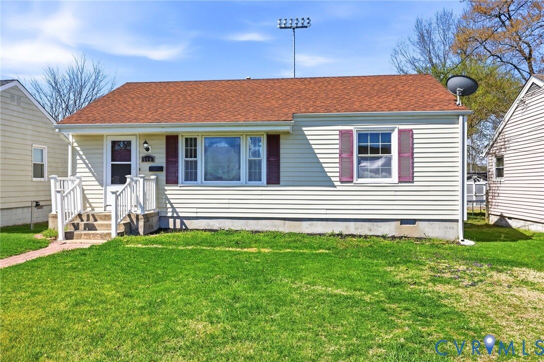 Property Photo:  510 Chestnut Avenue  VA 23834 