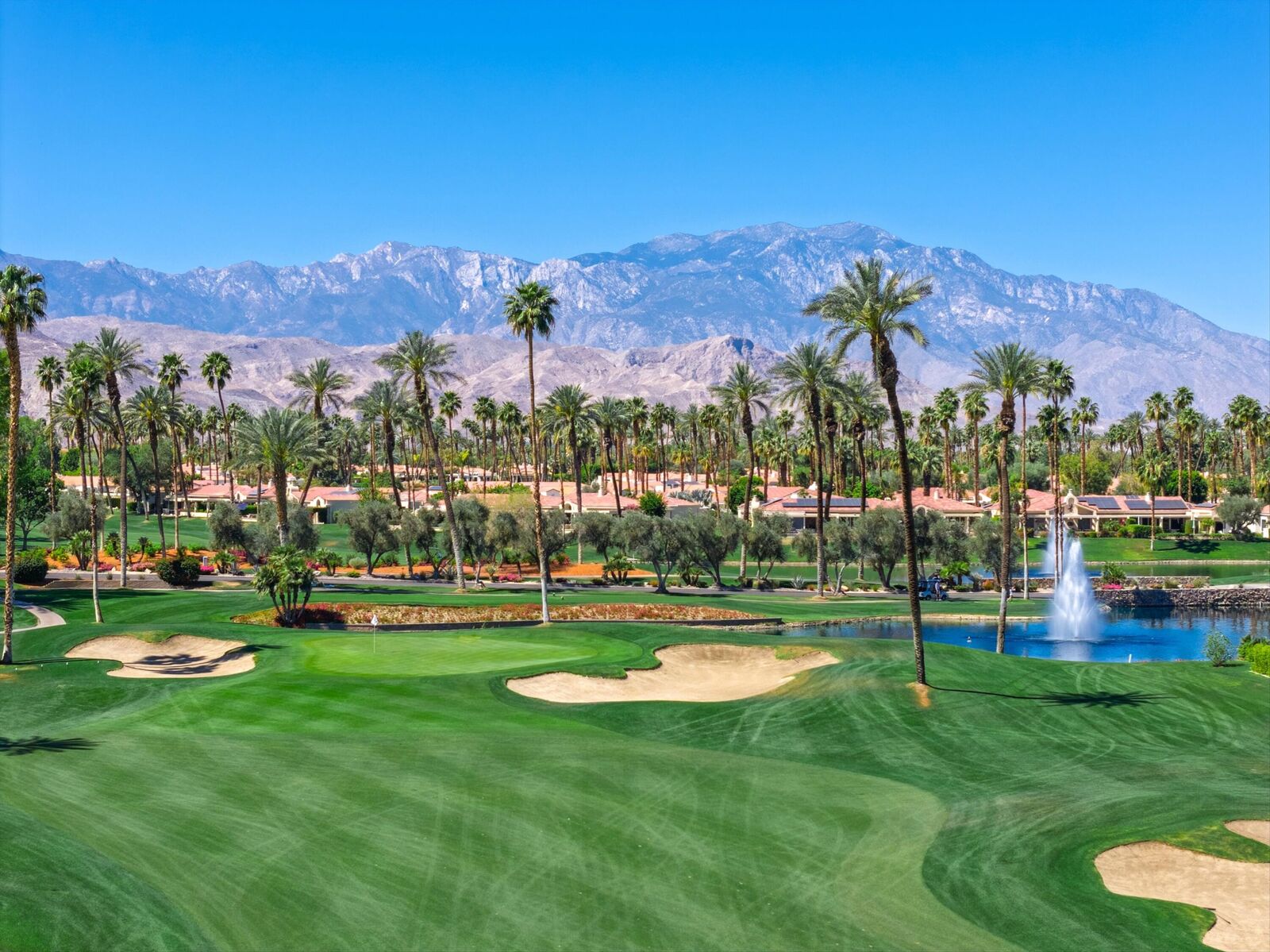 Property Photo: 75582 Vista Del Rey CA 92210