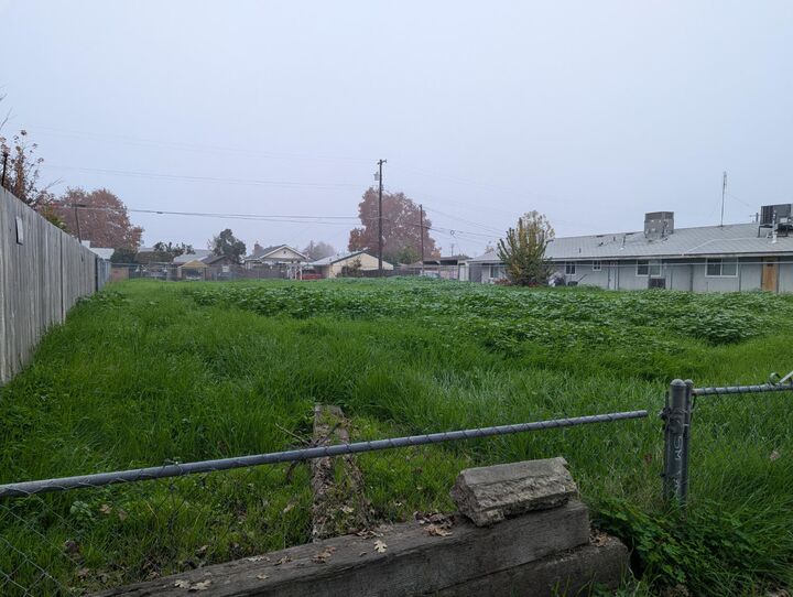 Property Photo:  521 O Street  CA 93657 