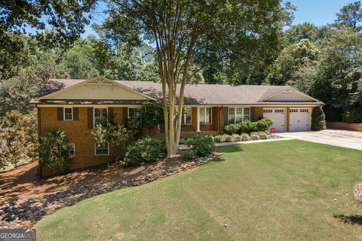 Property Photo: 275 Davis Estates Road GA 30606