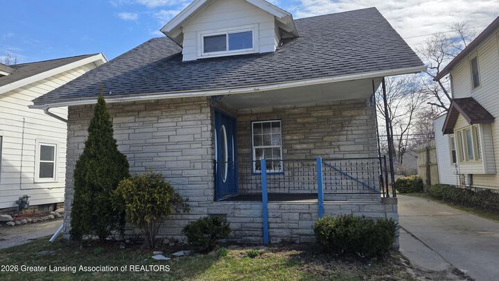 Property Photo:  2311 S Pennsylvania Avenue  MI 48910 
