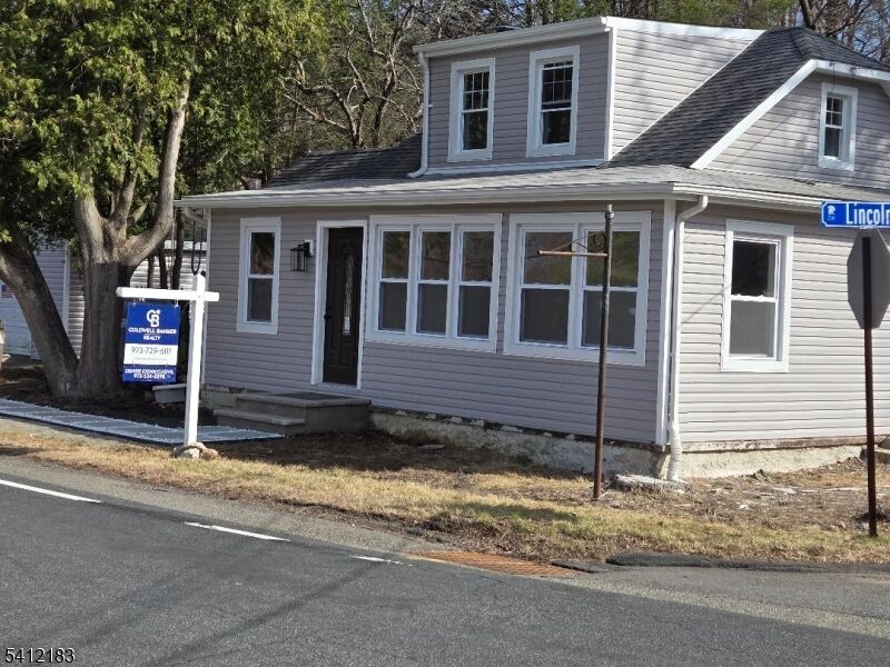 Property Photo: 728 Glen Rd NJ 07871