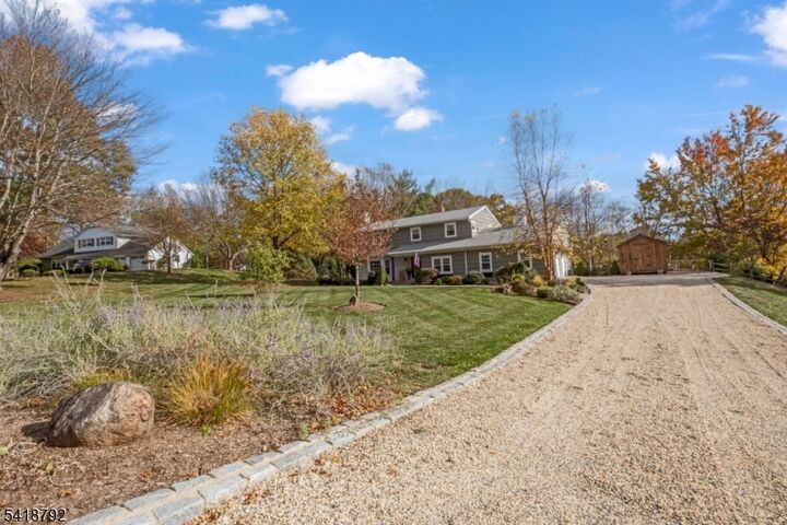 Property Photo:  423 Windmill Way  NJ 08876 