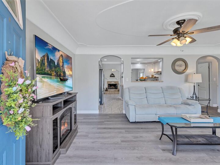 Property Photo:  4451 14th Avenue N  FL 33713 