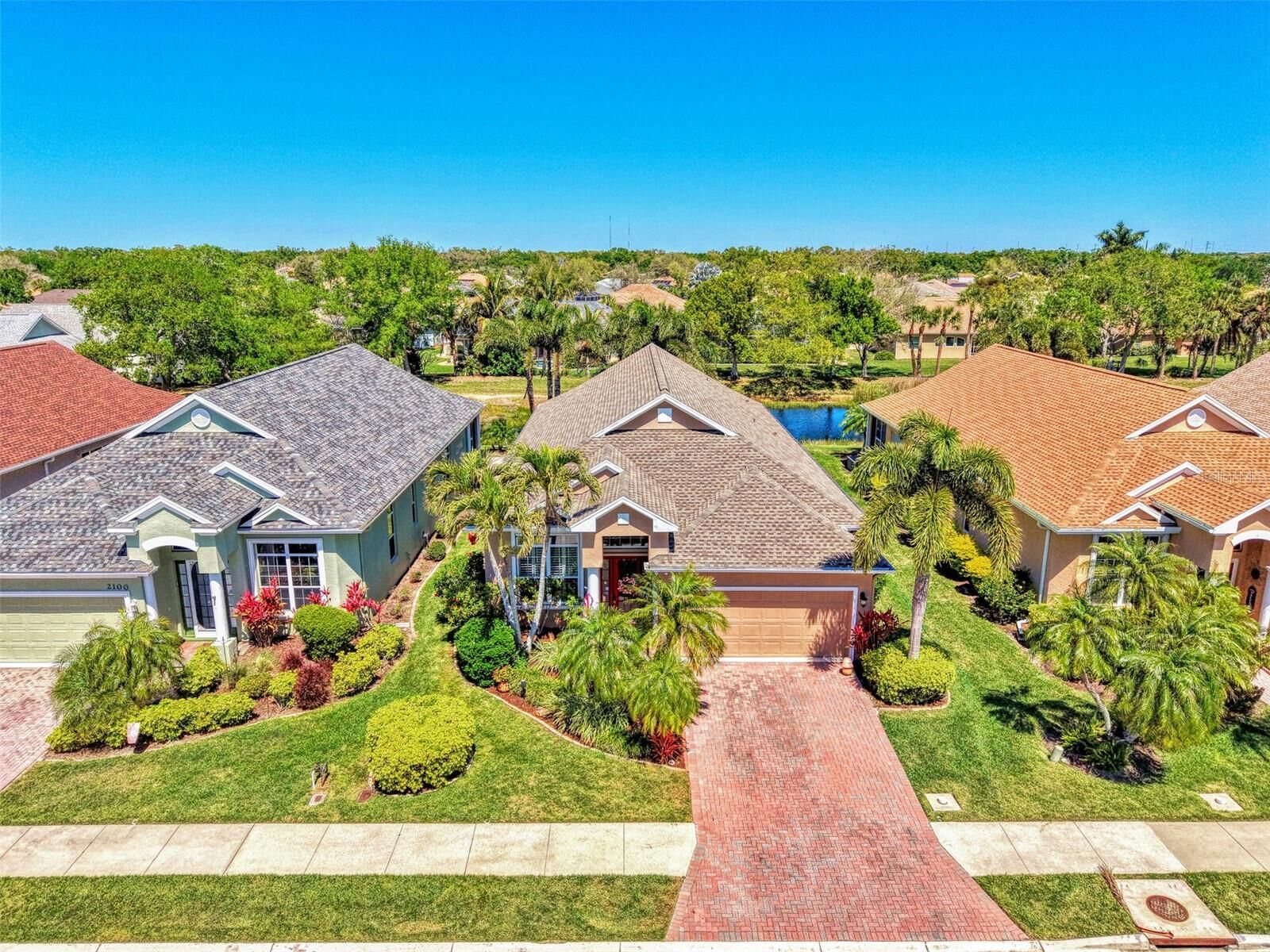 Property Photo: 2104 Mattamy Court FL 34292