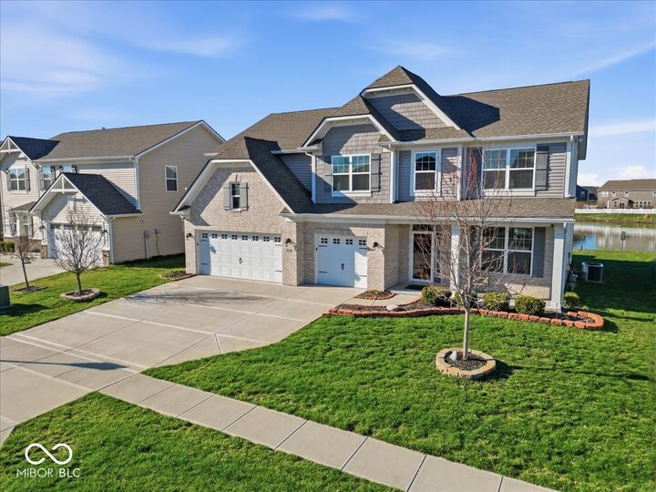 Property Photo: 1276 Sanderling Drive IN 46143
