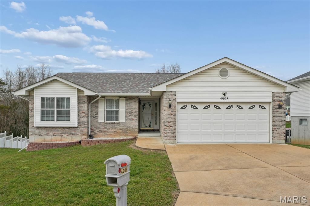 Property Photo:  4908 Paradise Meadows Drive  MO 63052 