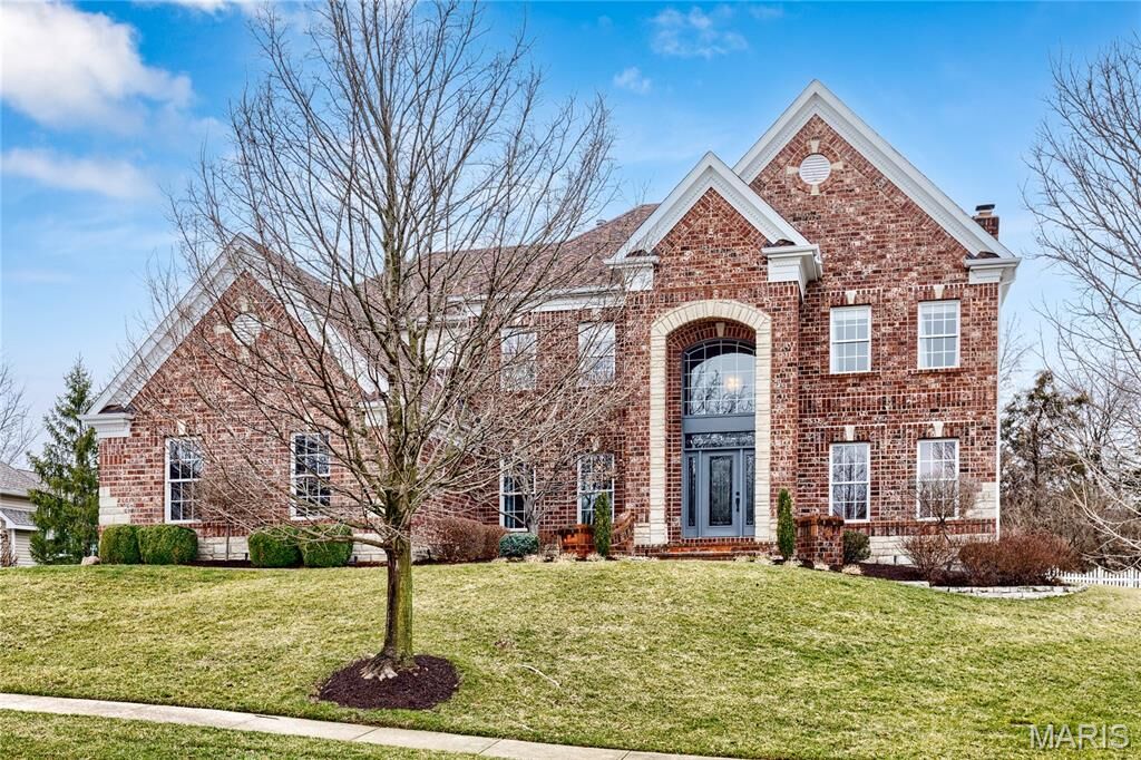 Property Photo:  701 Boxwood Manor Court  MO 63021 