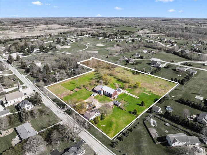 Property Photo:  613 County Highway H -  WI 53021 