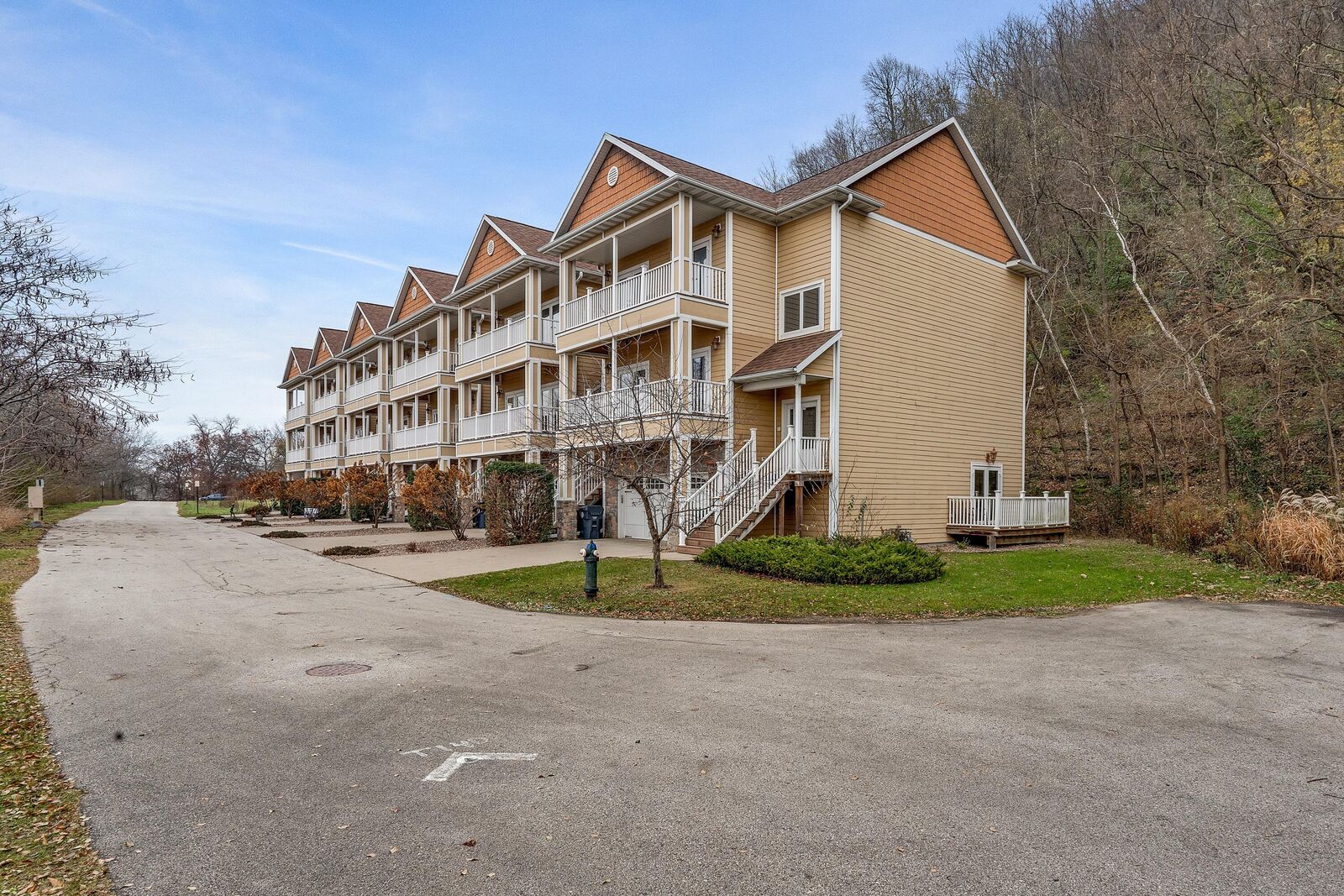 Property Photo:  1308 Sunset Ct  WI 54601 