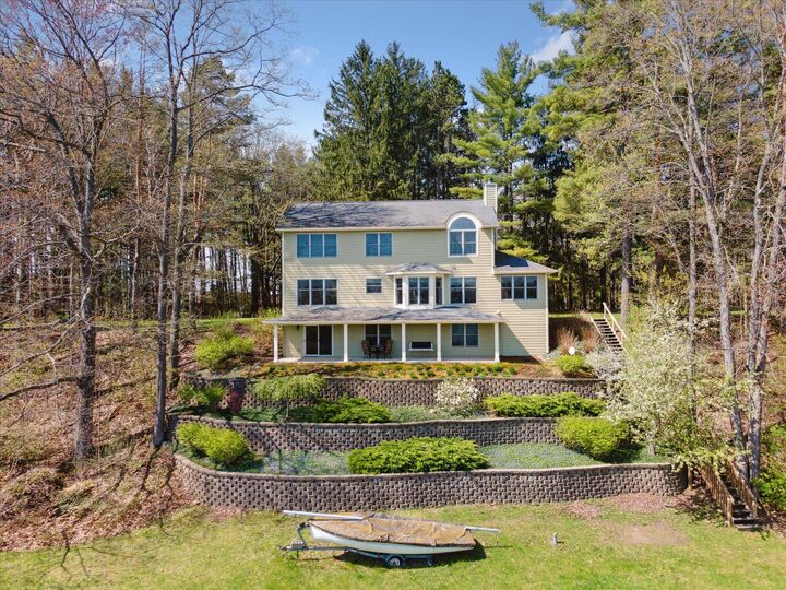 Property Photo:  8872 Hidden Harbor Drive  MI 49342 