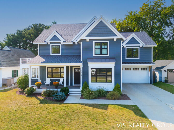 Property Photo:  1607 Sheldon Road  MI 49417 