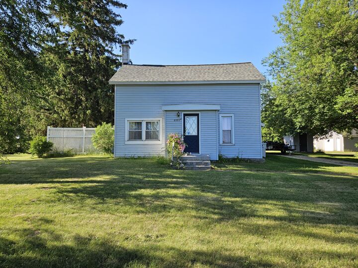 Property Photo:  8991 W 1 Mile Road  MI 49421 