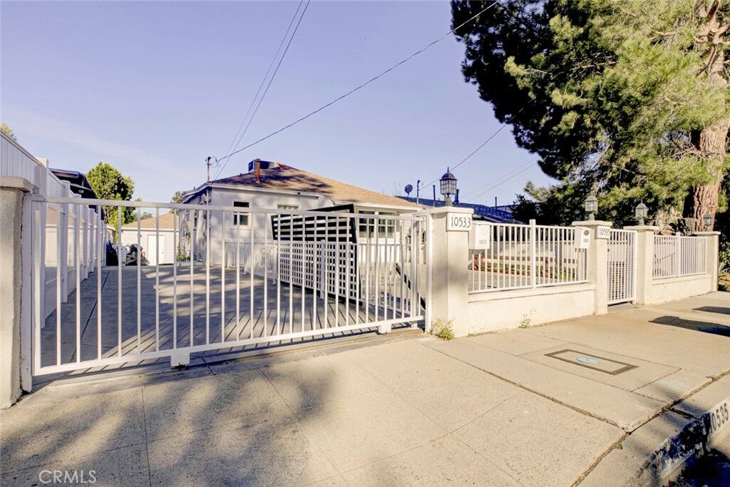 Property Photo:  10535 Nassau  CA 91040 