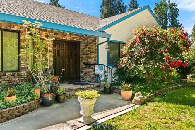 Property Photo:  625 La Bonita Court  CA 95973 