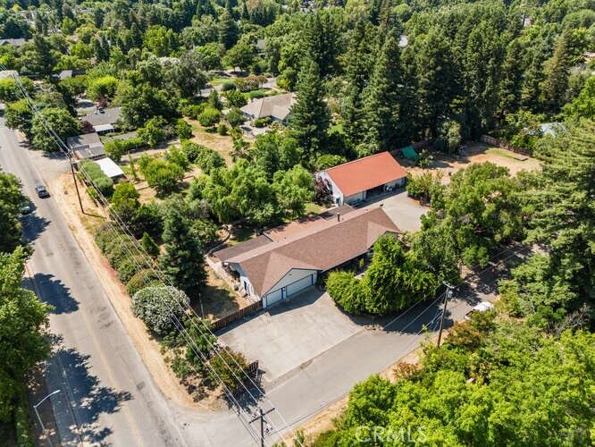 Property Photo:  625 La Bonita Court  CA 95973 