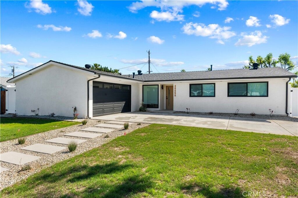 Property Photo:  20656 Acre Street  CA 91306 