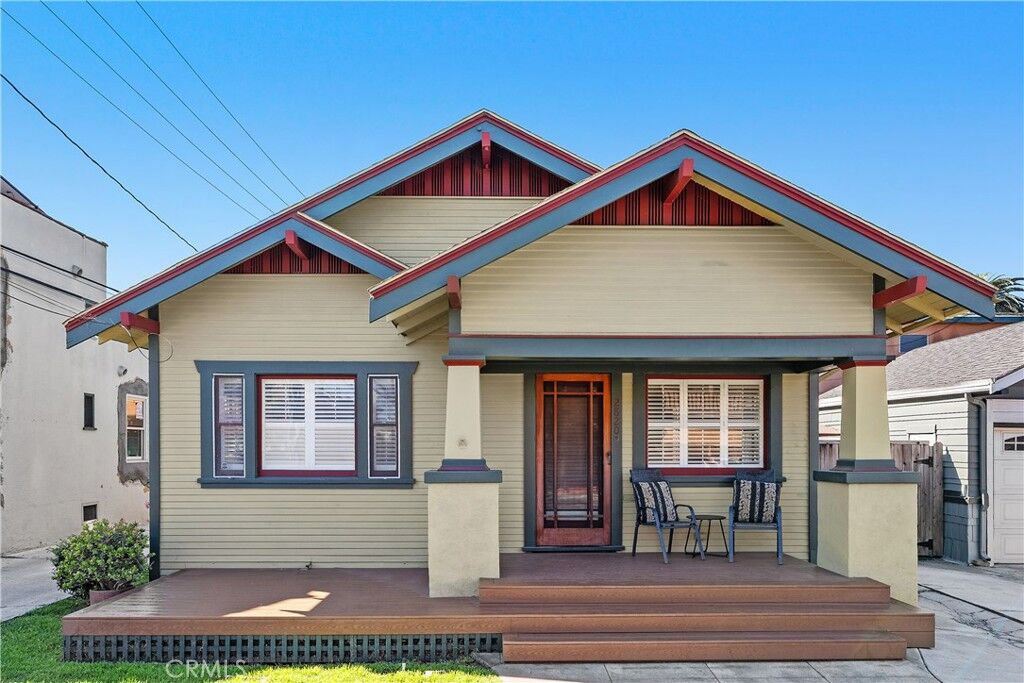 Property Photo: 2820 E Colorado Street CA 90814