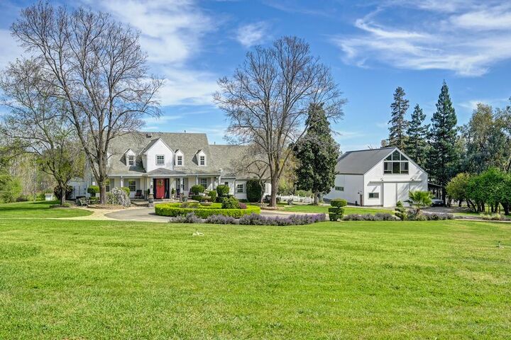 Property Photo:  2425 Duarte Road  CA 95663 