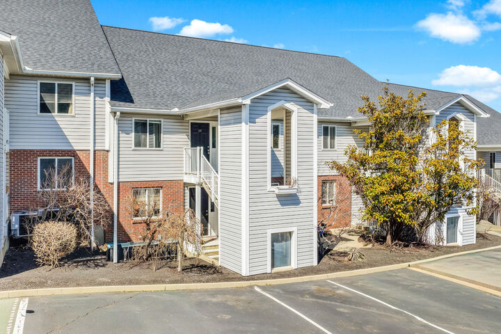 Property Photo: 19 Carriage House Drive KY 41075