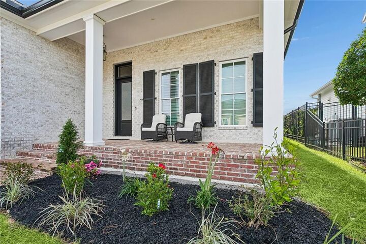 Property Photo:  124 Bay Tree Manor Drive  LA 70433 