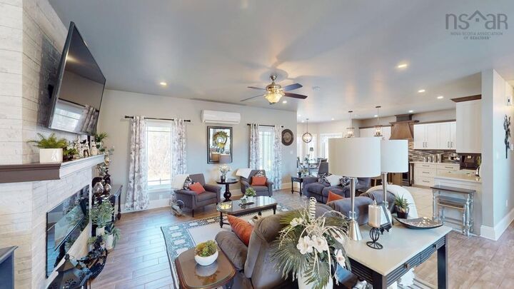 Property Photo: 1910 West Street NS B0K 2A0
