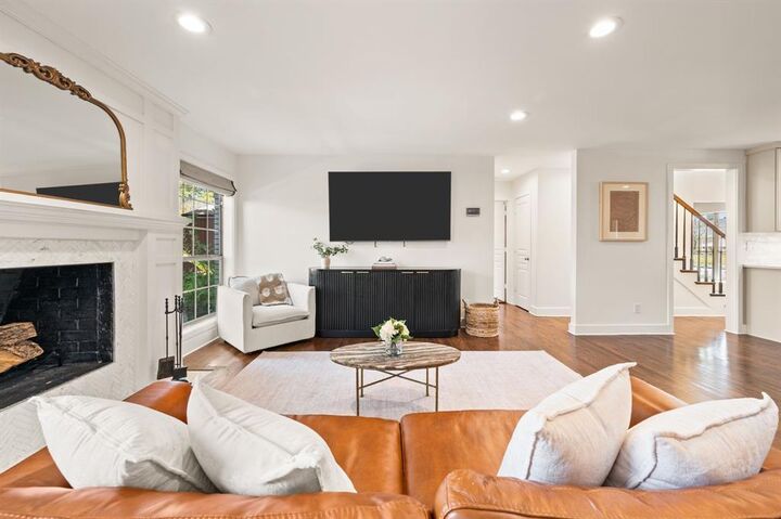 Property Photo: 7853 El Pensador Drive TX 75248