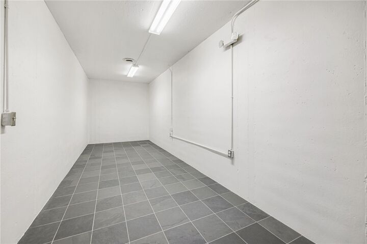 Property Photo:  802 NW D Street  AR 72712 