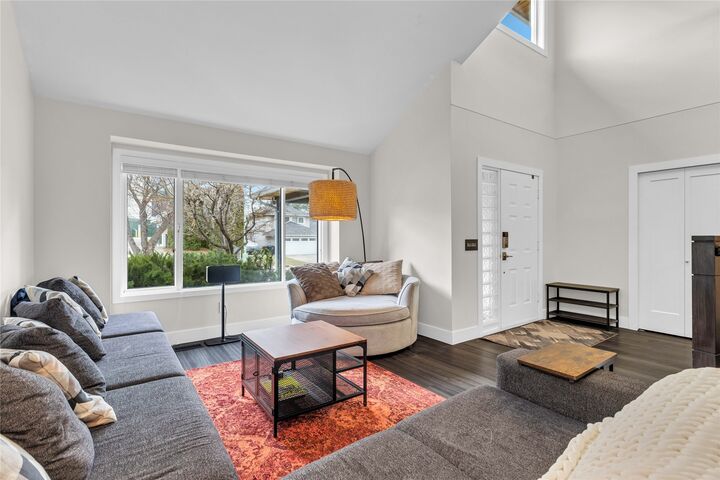 Photo de la propriété:  2390 Shannon Ridge Drive  BC V4T 1N1 