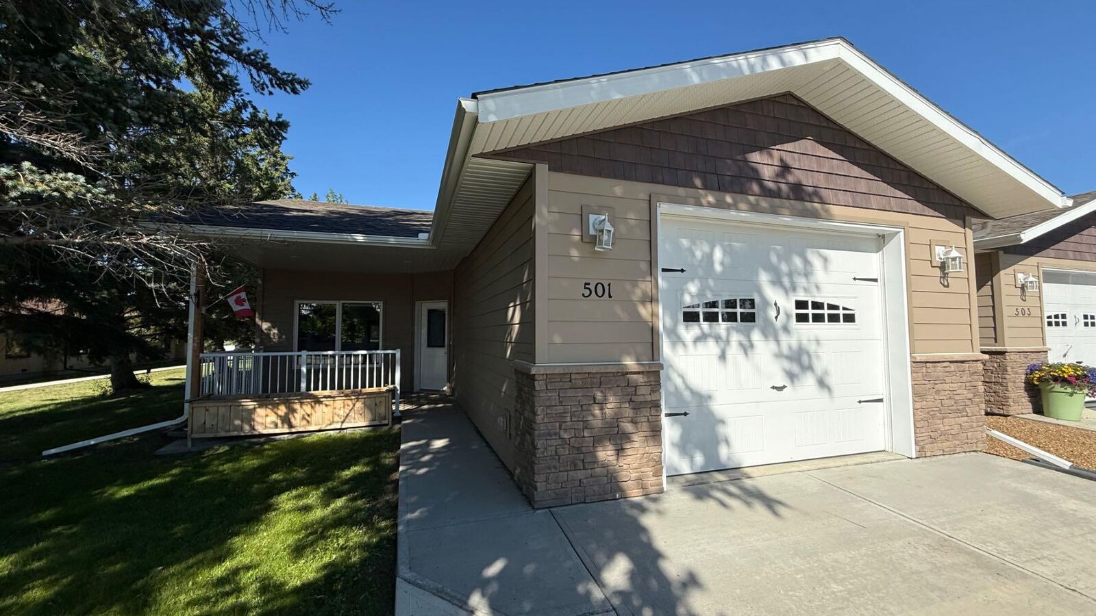 Property Photo: 501 5 Street W AB T0J 1P0
