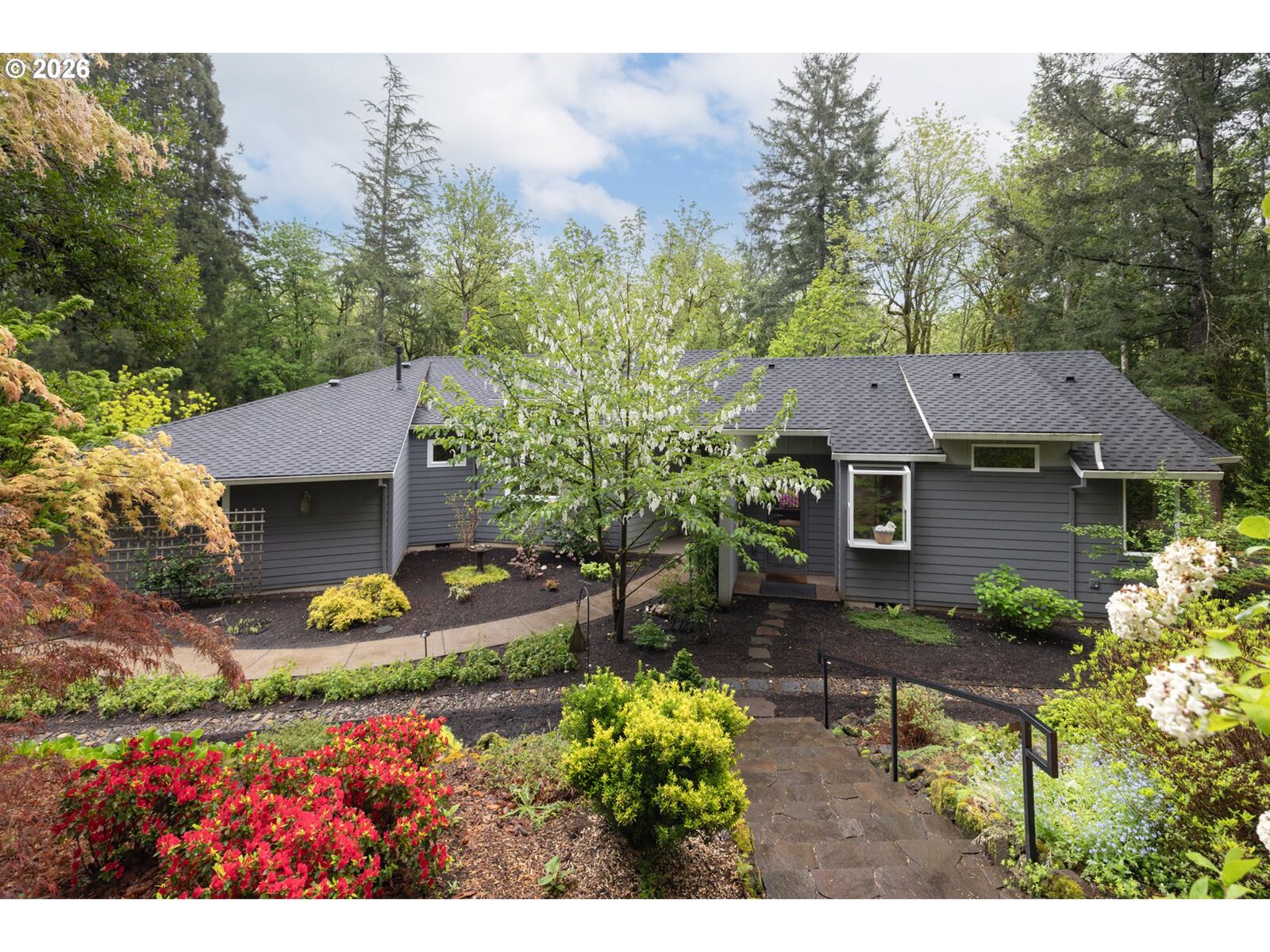 Property Photo: 6100 SW Thomas St OR 97221