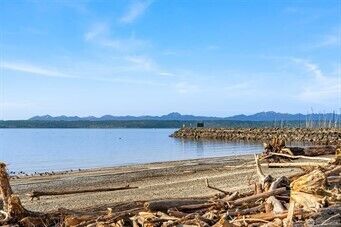 Property Photo:  23003  Marine View Drive S  WA 98198 