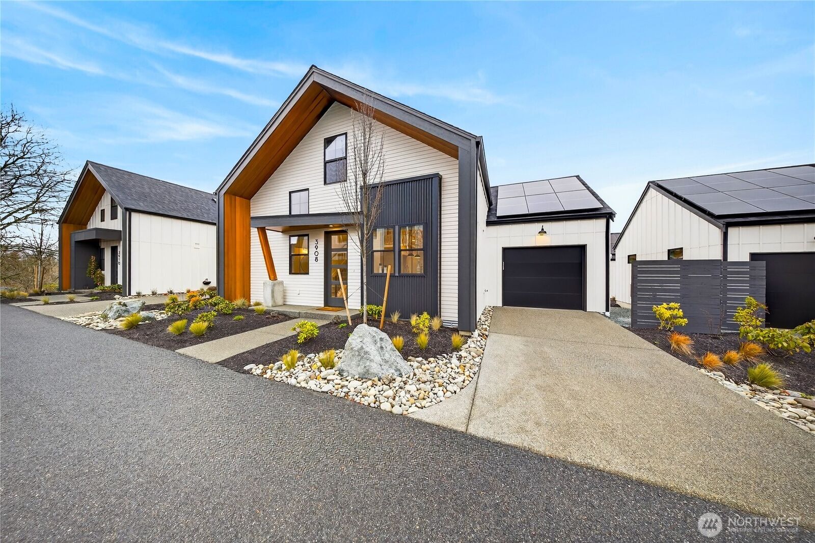 Property Photo: 3908 Crosswinds Court WA 98221