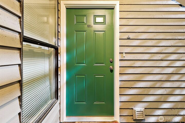 Property Photo:  31507  106 Place SE S105  WA 98092 