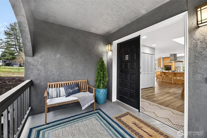 Property Photo: 6730 NE 202nd Street WA 98028