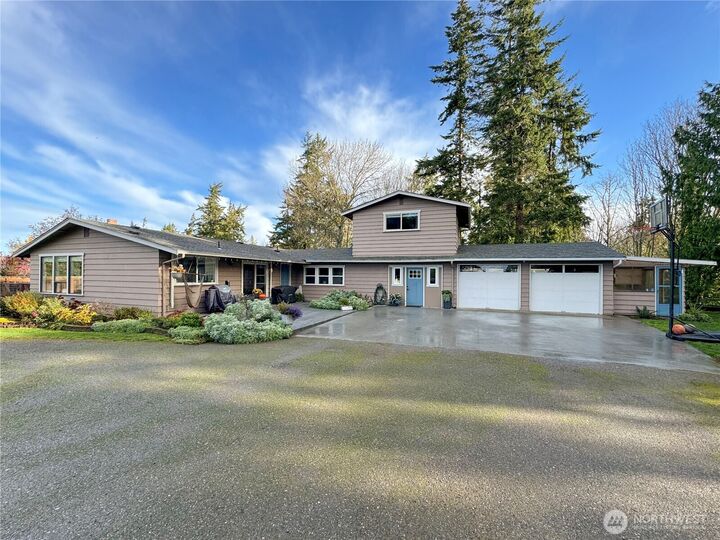 Property Photo:  242  Agnew Parkway  WA 98362 