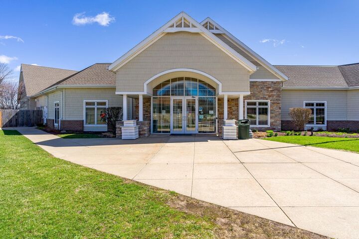 Property Photo:  1700 Candlewick Dr.  IL 61065 