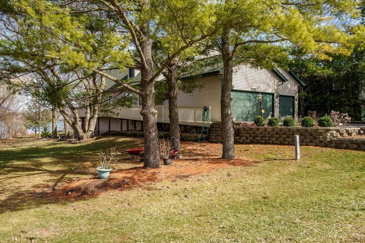 Property Photo:  1700 Candlewick Dr.  IL 61065 