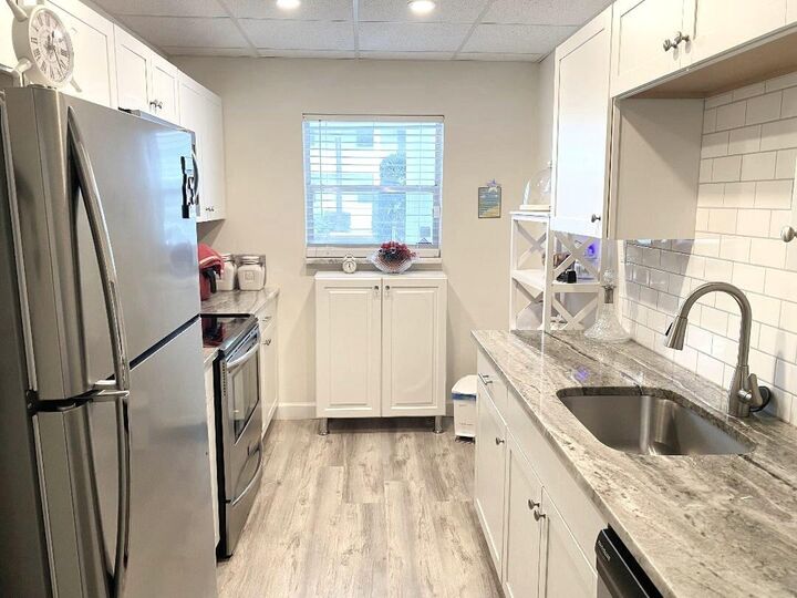 Property Photo: 2760 SW 22nd Avenue 1707 FL 33445