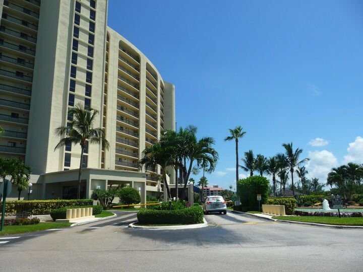 Property Photo: 100 Ocean Trail Way 801 FL 33477