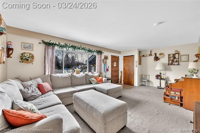 Property Photo:  2556 N Williams Lake Rd. Road  MI 48327 