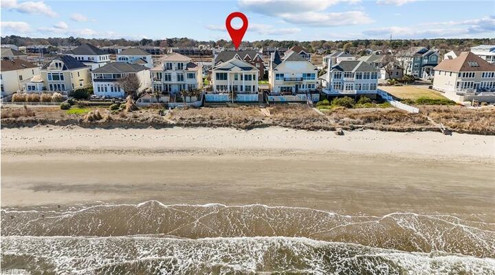 Property Photo: 44 Bay Front Pl VA 23664